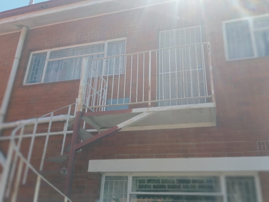 4 Bedroom Property for Sale in Generaal De Wet Free State